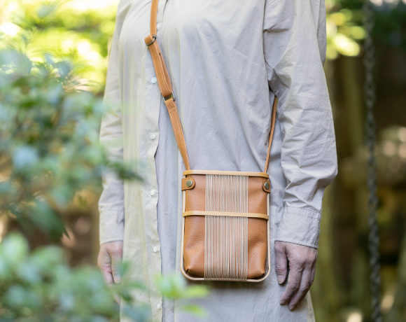 新作　サコッシュ「風」